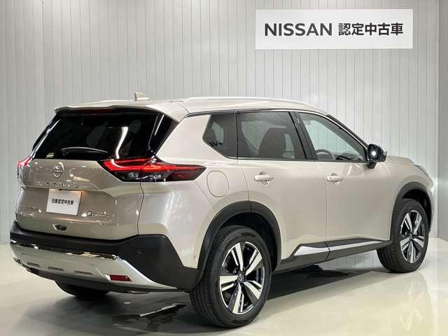 エクストレイル Ｇ　ｅ－４ＯＲＣＥ　当社試乗車・プロパイロット・日産純正１２インチコネクトナビ＆アラウンドビュー・ＥＴＣ２．０・スマートミラー・シートヒーター＆ハンドルヒーター・電動リヤゲート・ＬＥＤライト・アルミホイール（7枚目）