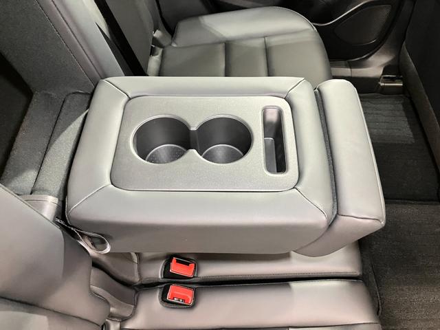 エクストレイル Ｇ　ｅ－４ＯＲＣＥ　当社試乗車・プロパイロット・日産純正１２インチコネクトナビ＆アラウンドビュー・ＥＴＣ２．０・スマートミラー・シートヒーター＆ハンドルヒーター・電動リヤゲート・ＬＥＤライト・アルミホイール（50枚目）