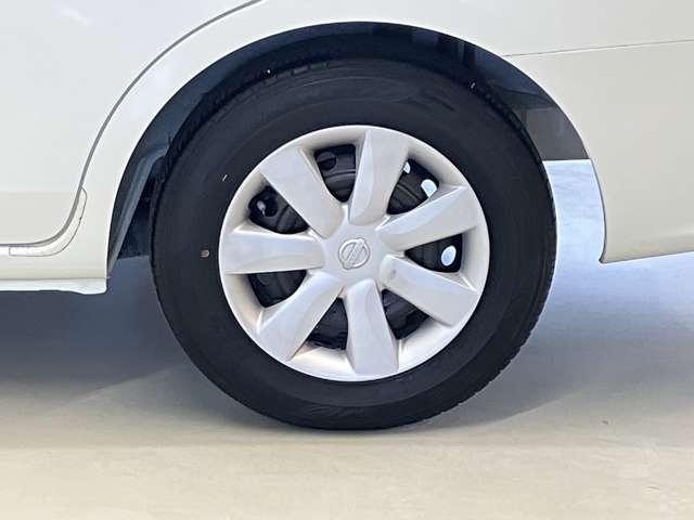 ラティオ Ｘ　車検整備付・日産純正ナビ＆バックカメラ・ＥＴＣ・キーレス・マニュアルエアコン・プラスチックバイザー・アイドリングストップ機能（11枚目）