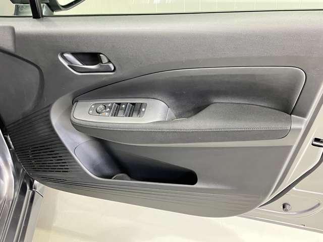 ノート S ワンオーナー・日産純正9インチナビ&アラウンドビュー・ETC・スマートミラー・オートエアコン・インテリジェントキー・プライバシーガラス・15インチアルミ・衝突被害軽減ブレーキ・踏み間違い防止アシスト(13枚目)