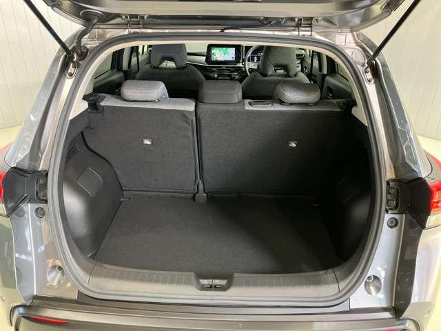 ノート S ワンオーナー・日産純正9インチナビ&アラウンドビュー・ETC・スマートミラー・オートエアコン・インテリジェントキー・プライバシーガラス・15インチアルミ・衝突被害軽減ブレーキ・踏み間違い防止アシスト(16枚目)