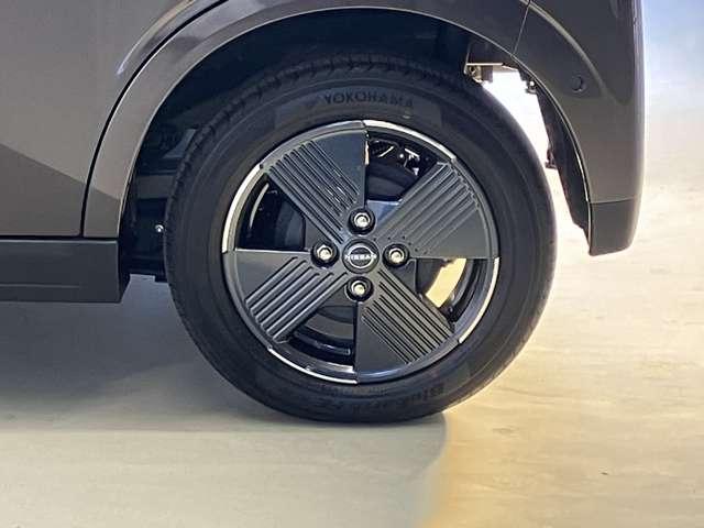 サクラ Ｇ　当社試乗車・プロパイロット・日産純正９インチコネクトナビ＆アラウンドビュー・ＥＴＣ２．０・シートヒーター＆ハンドルヒーター・オートエアコン・ＬＥＤライト・アルミホイール・衝突被害軽減ブレーキ（11枚目）