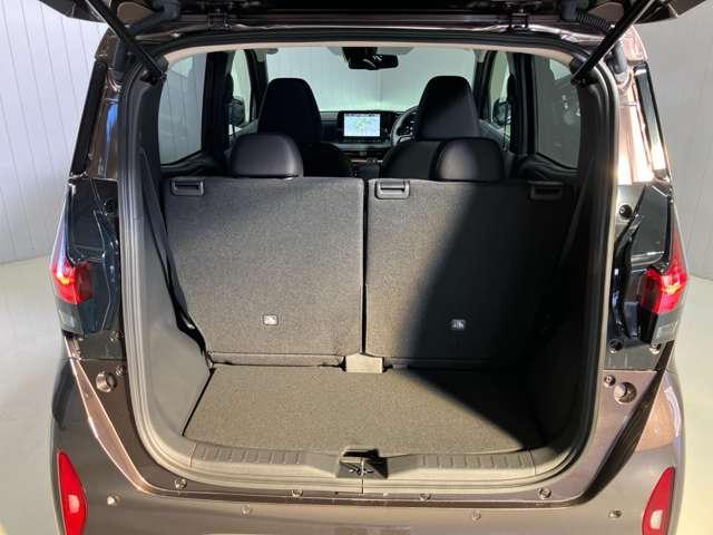 サクラ Ｇ　当社試乗車・プロパイロット・日産純正９インチコネクトナビ＆アラウンドビュー・ＥＴＣ２．０・シートヒーター＆ハンドルヒーター・オートエアコン・ＬＥＤライト・アルミホイール・衝突被害軽減ブレーキ（16枚目）