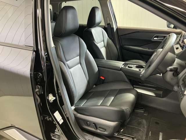 エクストレイル Ｇ　ｅ－４ＯＲＣＥ　当社社用車・プロパイロット・日産純正１２インチコネクトナビ＆アラウンドビュー・ＥＴＣ２．０・前後ドライブレコーダー・スマートミラー・シートヒーター・電動リヤゲート・ＬＥＤライト・アルミホイール（11枚目）