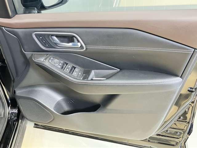 エクストレイル Ｇ　ｅ－４ＯＲＣＥ　当社社用車・プロパイロット・日産純正１２インチコネクトナビ＆アラウンドビュー・ＥＴＣ２．０・前後ドライブレコーダー・スマートミラー・シートヒーター・電動リヤゲート・ＬＥＤライト・アルミホイール（12枚目）