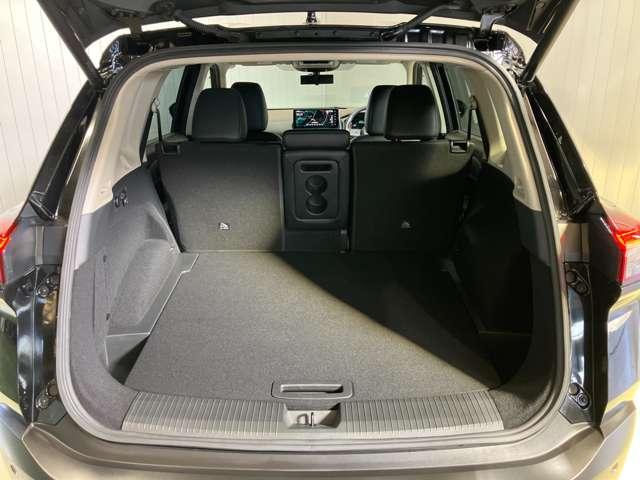 エクストレイル Ｇ　ｅ－４ＯＲＣＥ　当社社用車・プロパイロット・日産純正１２インチコネクトナビ＆アラウンドビュー・ＥＴＣ２．０・前後ドライブレコーダー・スマートミラー・シートヒーター・電動リヤゲート・ＬＥＤライト・アルミホイール（15枚目）