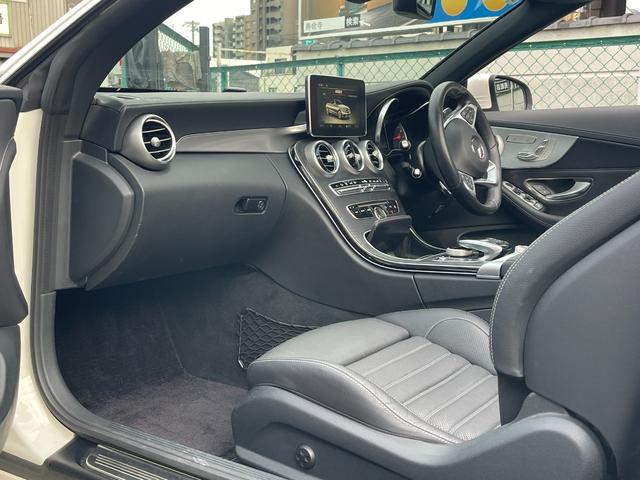Cクラス C180カブリオレスポーツ 黒革 黒幌 アダプティプクルーズコントロール レーンキープ シートヒーター バックカメラ Bluetooth エアースカーフ(22枚目)