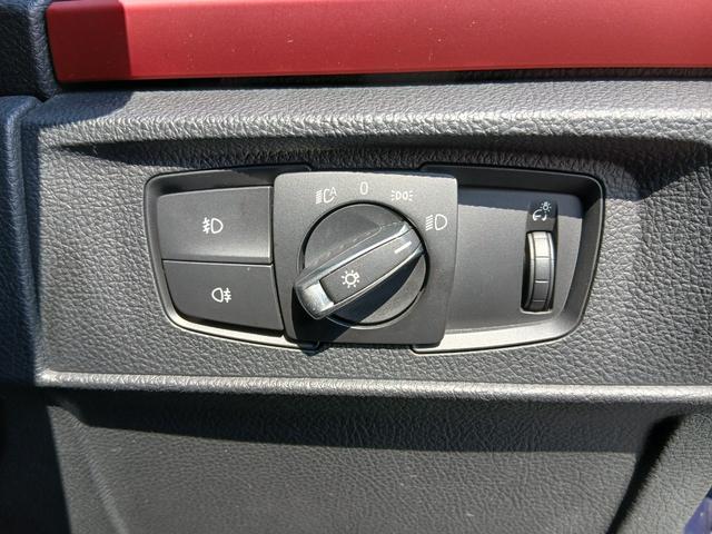 １シリーズ １１６ｉ　スポーツ　純正ナビ　ＥＴＣ　左右独立オートエアコン　プッシュエンジンスタート　ＨＩＤヘッドライト　フォグランプ　純正１７インチアルミホイール（46枚目）