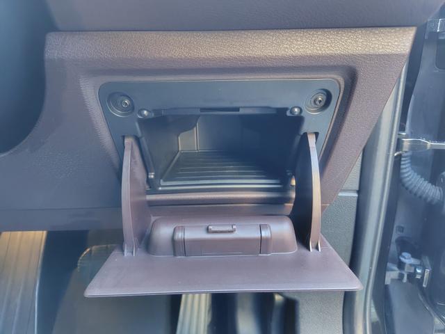 Ｘ１ ｘＤｒｉｖｅ　１８ｄ　ｘライン　純正ナビ　バックカメラ　ＥＴＣ　本革内装　ヒーター付きパワーシート　インテリジェントセーフティ　ＡＣＣ　Ｐサポート　電動リヤゲート　ＬＥＤヘッドライト　スマートキー　純正１８インチアルミホイール（51枚目）