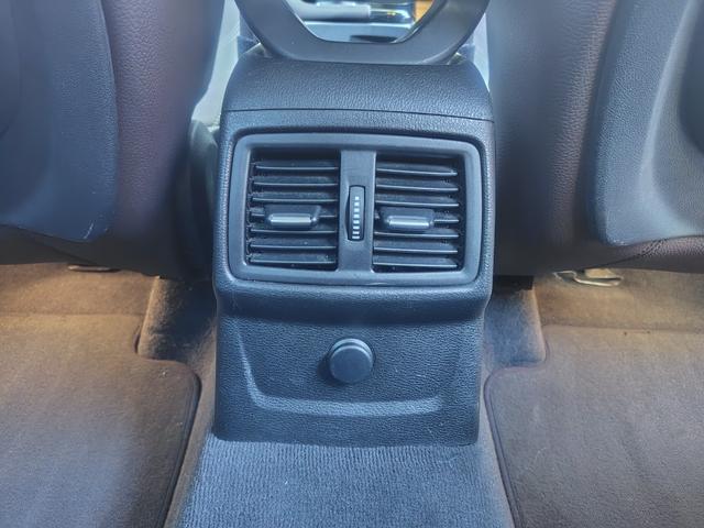 Ｘ１ ｘＤｒｉｖｅ　１８ｄ　ｘライン　純正ナビ　バックカメラ　ＥＴＣ　本革内装　ヒーター付きパワーシート　インテリジェントセーフティ　ＡＣＣ　Ｐサポート　電動リヤゲート　ＬＥＤヘッドライト　スマートキー　純正１８インチアルミホイール（57枚目）