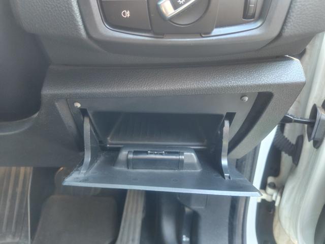 2シリーズ 218dグランツアラー 純正ナビ バックカメラ ミラー一体型ETC Bluetooth インテリジェントセーフティ パーキングサポート シートヒーター パワーバックドア 3列シート 純正16インチアルミホイール(50枚目)