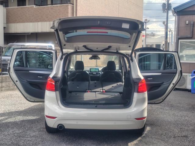 2シリーズ 218dグランツアラー 純正ナビ バックカメラ ミラー一体型ETC Bluetooth インテリジェントセーフティ パーキングサポート シートヒーター パワーバックドア 3列シート 純正16インチアルミホイール(69枚目)