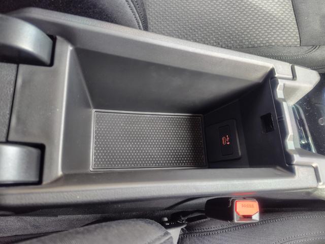 1シリーズ 118i プレイ iDriveナビ バックカメラ ETC パワーシート インテリジェントセーフティ パーキングサポート 電動ハッチバック スマートキー LEDヘッドライト 純正アルミホイール(38枚目)