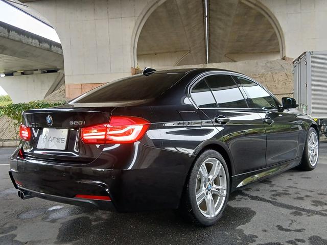 ３シリーズ ３２０ｉ　Ｍスポーツ　後期型　純正ナビ　バックカメラ　ＥＴＣ　パワーシート　インテリジェントセーフティ　アクティブクルーズコントロール　パドルシフト　ＬＥＤヘッドライト　スマートキー　純正１８インチアルミホイール（14枚目）