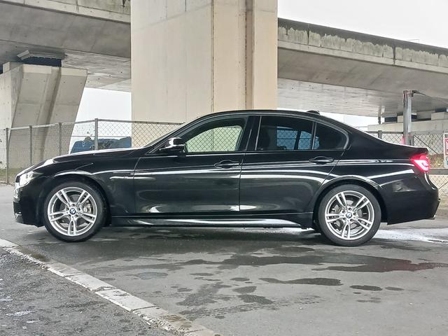 ３シリーズ ３２０ｉ　Ｍスポーツ　後期型　純正ナビ　バックカメラ　ＥＴＣ　パワーシート　インテリジェントセーフティ　アクティブクルーズコントロール　パドルシフト　ＬＥＤヘッドライト　スマートキー　純正１８インチアルミホイール（17枚目）