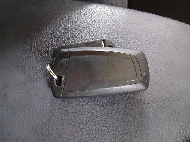 ３シリーズ ３２０ｉ　Ｍスポーツ　後期型　純正ナビ　バックカメラ　ＥＴＣ　パワーシート　インテリジェントセーフティ　アクティブクルーズコントロール　パドルシフト　ＬＥＤヘッドライト　スマートキー　純正１８インチアルミホイール（39枚目）