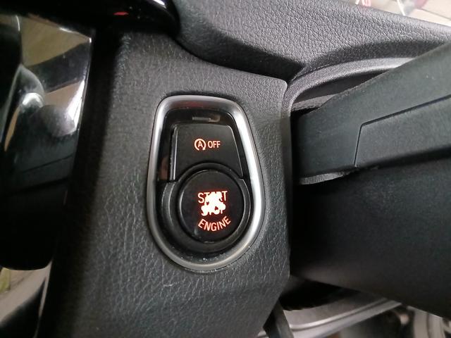 ３シリーズ ３２０ｉ　Ｍスポーツ　後期型　純正ナビ　バックカメラ　ＥＴＣ　パワーシート　インテリジェントセーフティ　アクティブクルーズコントロール　パドルシフト　ＬＥＤヘッドライト　スマートキー　純正１８インチアルミホイール（41枚目）