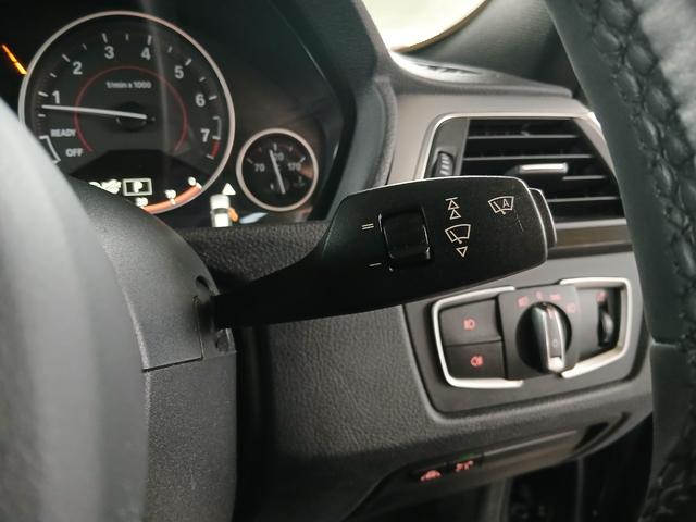 ３シリーズ ３２０ｉ　Ｍスポーツ　後期型　純正ナビ　バックカメラ　ＥＴＣ　パワーシート　インテリジェントセーフティ　アクティブクルーズコントロール　パドルシフト　ＬＥＤヘッドライト　スマートキー　純正１８インチアルミホイール（42枚目）