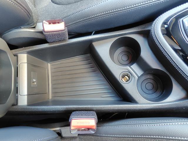 お客様に安心のお車選びをお手伝いできるよう弊社では多数の資格保有者が在籍しております。