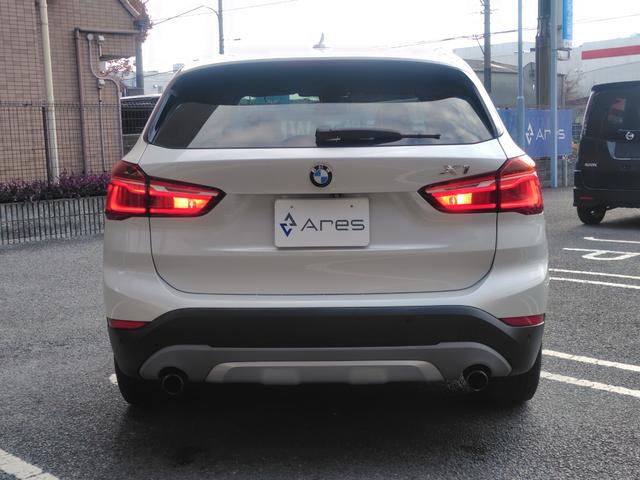 Ｘ１ ｘＤｒｉｖｅ　２０ｉ　ｘライン　純正ナビ　バックカメラ　ミラー一体型ＥＴＣ　Ｂｌｕｅｔｏｏｔｈ　インテリジェントセーフティ　パーキングサポート　電動リヤゲート　スマートキー　ＬＥＤヘッドライト　純正１８インチアルミホイール（15枚目）