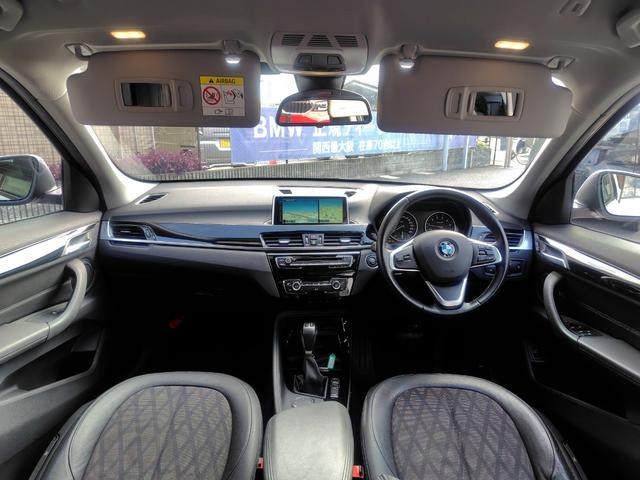 Ｘ１ ｘＤｒｉｖｅ　２０ｉ　ｘライン　純正ナビ　バックカメラ　ミラー一体型ＥＴＣ　Ｂｌｕｅｔｏｏｔｈ　インテリジェントセーフティ　パーキングサポート　電動リヤゲート　スマートキー　ＬＥＤヘッドライト　純正１８インチアルミホイール（29枚目）