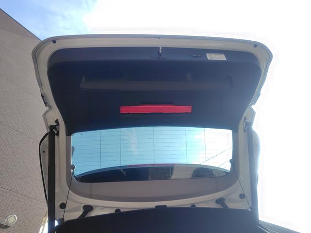 Ｘ１ ｘＤｒｉｖｅ　２０ｉ　ｘライン　純正ナビ　バックカメラ　ミラー一体型ＥＴＣ　Ｂｌｕｅｔｏｏｔｈ　インテリジェントセーフティ　パーキングサポート　電動リヤゲート　スマートキー　ＬＥＤヘッドライト　純正１８インチアルミホイール（67枚目）