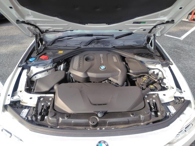 3シリーズ 320iラグジュアリー 後期型 純正ナビ バックカメラ ETC 本革内装 ヒーター付きパワーシート インテリジェントセーフティ ACC LCW LEDヘッドライト Wエアコン スマートキー 純正17インチアルミホイール(27枚目)