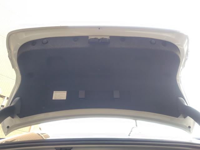 3シリーズ 320iラグジュアリー 後期型 純正ナビ バックカメラ ETC 本革内装 ヒーター付きパワーシート インテリジェントセーフティ ACC LCW LEDヘッドライト Wエアコン スマートキー 純正17インチアルミホイール(68枚目)