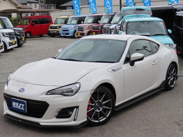 ＢＲＺ ＧＴ　６速ＭＴ　ＳＴＩフルエアロ　ＨＫＳマフラー　ブレンボキャリパー　純正メモリーナビ　バックモニター　革巻きステアリング　シートヒーター　ハーフレザーシート　ＥＴＣ　ＬＥＤオートヘッドライト　純正ＡＷ（10枚目）