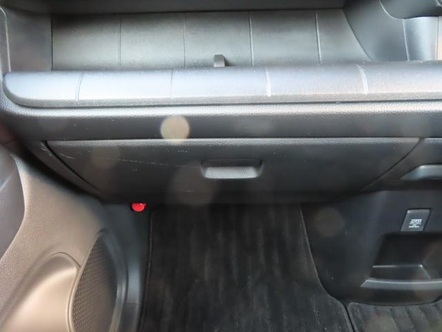 Ｎ－ＷＧＮカスタム Ｌ・ターボ　純正インターナビ　バックモニター　ＥＴＣ　ＬＥＤオートライト　フォグランプ　純正黒１５ＡＷ　革巻きステアリング　合皮レザーシート　シートヒーター　ホンダセンシング　アダプティブクルーズ　障害物センサー（47枚目）