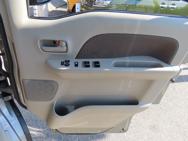 クリッパーバン GXターボ 純正オーディオ 両側パワースライドドア LEDオートライト フォグランプ シートヒーター フルフラットシート ラバーマット バイザー リアヒーター アイドリングストップ スマートキー PUSHスタート(23枚目)