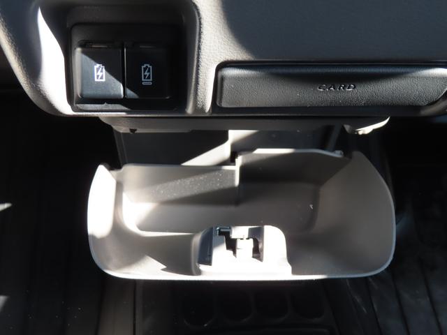 クリッパーバン GXターボ 純正オーディオ 両側パワースライドドア LEDオートライト フォグランプ シートヒーター フルフラットシート ラバーマット バイザー リアヒーター アイドリングストップ スマートキー PUSHスタート(41枚目)