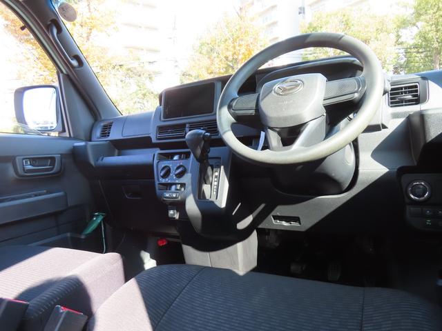 ハイゼットカーゴ クルーズ　アイドリングストップ　ＥＴＣ　両側スライドドア　ＬＥＤオートライト　フルフラットシート　ラバーマット　バイザー　スマートキー　ＡＢＳ　スマートアシスト　障害物センサー　オートハイビーム　電格ミラー（13枚目）