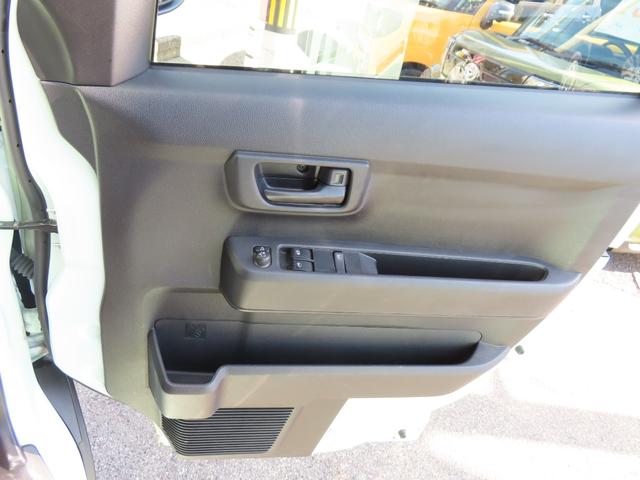 ハイゼットカーゴ クルーズ　アイドリングストップ　ＥＴＣ　両側スライドドア　ＬＥＤオートライト　フルフラットシート　ラバーマット　バイザー　スマートキー　ＡＢＳ　スマートアシスト　障害物センサー　オートハイビーム　電格ミラー（17枚目）