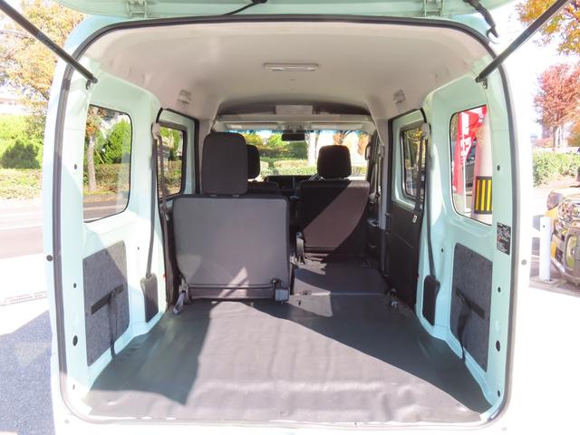 ハイゼットカーゴ クルーズ　アイドリングストップ　ＥＴＣ　両側スライドドア　ＬＥＤオートライト　フルフラットシート　ラバーマット　バイザー　スマートキー　ＡＢＳ　スマートアシスト　障害物センサー　オートハイビーム　電格ミラー（41枚目）