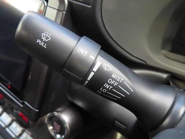 ＢＲＺ Ｓ　６速ミッション　ＳＴＩエアロパーツ　純正９型メモリーナビ　バックモニター　ドライブレコーダー　ＥＴＣ　ＬＥＤオートライト　純正１８ＡＷ　ＳＴＩシフトノブ　ハーフレザーシート　シートヒーター（17枚目）
