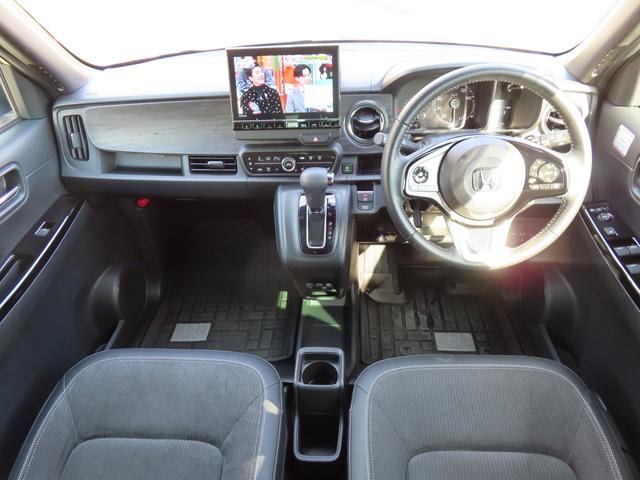 Ｎ－ＯＮＥ プレミアム　純正９型メモリーナビ　バックカメラ　前後ドラレコ　ＥＴＣ　電動Ｐブレーキ　ブレーキホールド　純正１４ＡＷ　Ｂｌｕｅｔｏｏｔｈ　障害物センサー　革巻きステアリング　ハーフレザーシート　シートヒーター（2枚目）