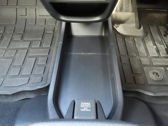 Ｎ－ＯＮＥ プレミアム　純正９型メモリーナビ　バックカメラ　前後ドラレコ　ＥＴＣ　電動Ｐブレーキ　ブレーキホールド　純正１４ＡＷ　Ｂｌｕｅｔｏｏｔｈ　障害物センサー　革巻きステアリング　ハーフレザーシート　シートヒーター（43枚目）