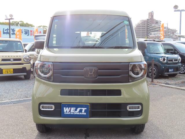 N-VAN+スタイル ファン・ターボホンダセンシング 4WD 社外ディスプレイオーディオ Bluetoorh バックモニター 前後ドラレコ ETC LEDオートライト LEDフォグ OPグリル OPエンブレム OPドアミラーカバー アダプティブクルーズ(5枚目)