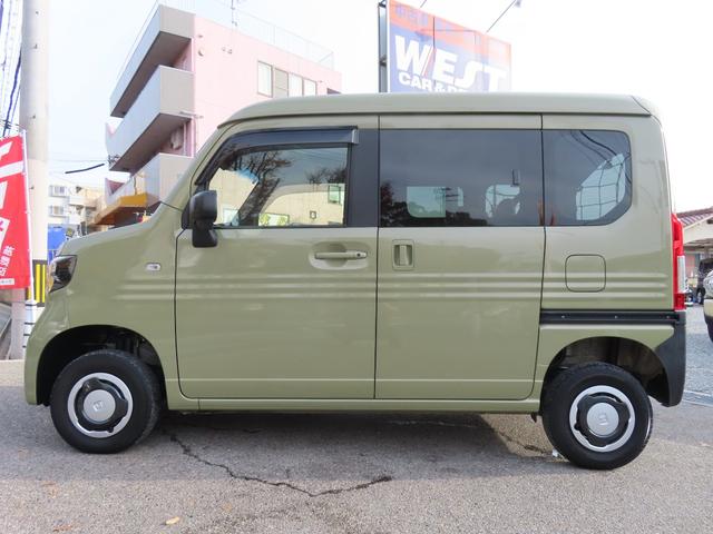 N-VAN+スタイル ファン・ターボホンダセンシング 4WD 社外ディスプレイオーディオ Bluetoorh バックモニター 前後ドラレコ ETC LEDオートライト LEDフォグ OPグリル OPエンブレム OPドアミラーカバー アダプティブクルーズ(8枚目)