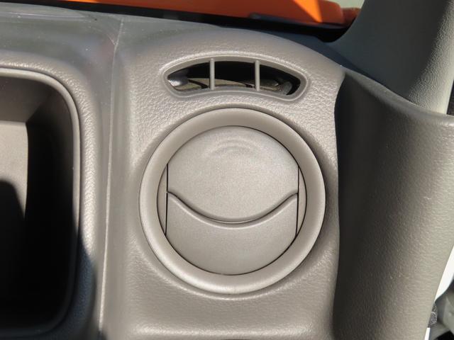 NV100クリッパーバン DX 期間限定販売 移動販売車 キッチンカー ケータリング 3槽シンク 販売窓口2箇所 パラソル 全塗装済み カスタムカー 電源コンセント ユーザー買取車 純正オーディオ(21枚目)