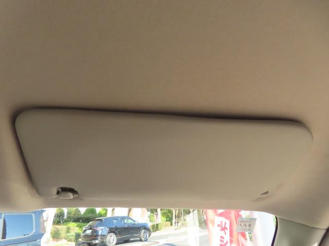 NV100クリッパーバン DX 期間限定販売 移動販売車 キッチンカー ケータリング 3槽シンク 販売窓口2箇所 パラソル 全塗装済み カスタムカー 電源コンセント ユーザー買取車 純正オーディオ(31枚目)