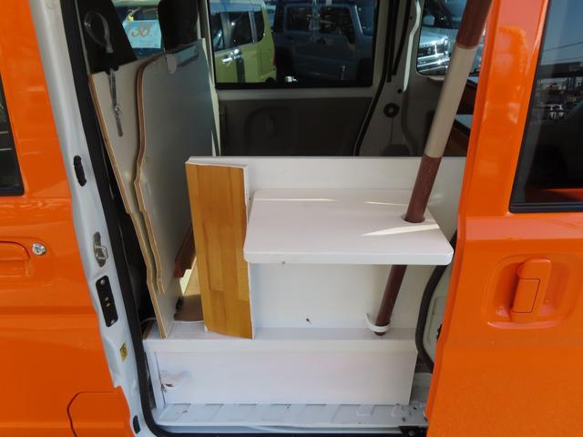 NV100クリッパーバン DX 期間限定販売 移動販売車 キッチンカー ケータリング 3槽シンク 販売窓口2箇所 パラソル 全塗装済み カスタムカー 電源コンセント ユーザー買取車 純正オーディオ(49枚目)