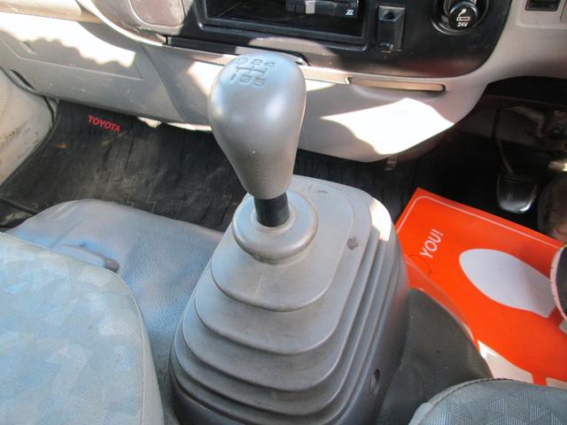 トヨエース フルジャストローダンプ ディーゼル車 積載量3t 5速マニュアル パワーウィンドウ エアコン ETC 後輪ダブルタイヤ(23枚目)