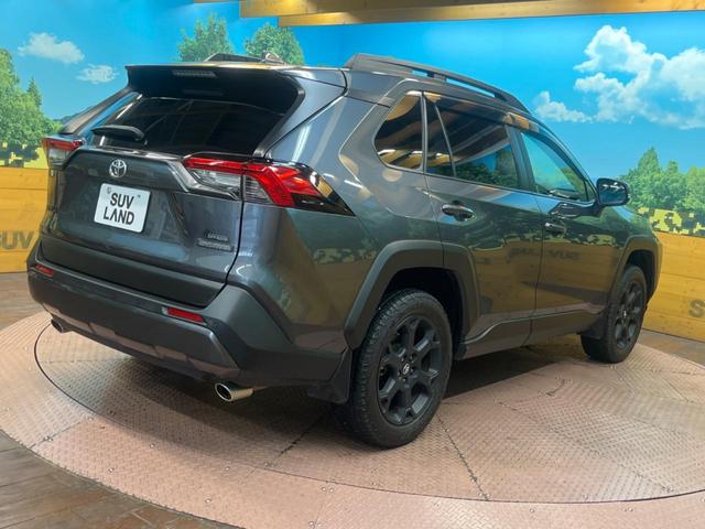 ＲＡＶ４ アドベンチャー　オフロードパッケージ　４ＷＤ　セーフティーセンス　ナビ機能付きディスプレイオーディオ　黒革シート　レーダークルーズ　禁煙車　ＥＴＣ　Ｂｌｕｅｔｏｏｔｈ　フルセグＴＶ　シートベンチレーション　ＬＥＤヘッド　ルーフレール（18枚目）