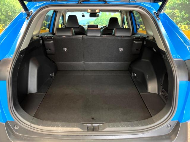 ＲＡＶ４ アドベンチャー　４ＷＤ　純正ＳＤナビ　バックカメラ　衝突被害軽減システム　レーダークルーズ　禁煙車　電動リアゲート　レザーシート　パワーシート　ドラレコ　コーナーセンサー　スマートキー　ＬＥＤヘッド（12枚目）