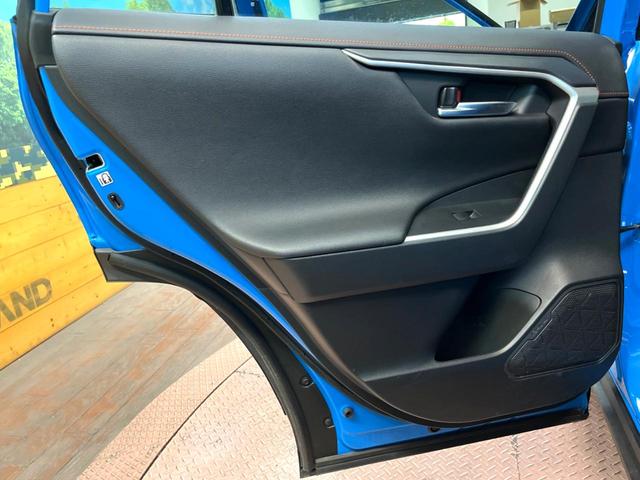 ＲＡＶ４ アドベンチャー　４ＷＤ　純正ＳＤナビ　バックカメラ　衝突被害軽減システム　レーダークルーズ　禁煙車　電動リアゲート　レザーシート　パワーシート　ドラレコ　コーナーセンサー　スマートキー　ＬＥＤヘッド（41枚目）