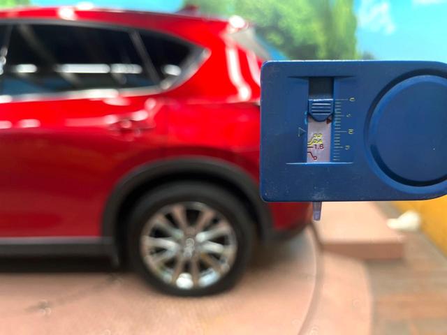 CX-5 XD エクスクルーシブモード マツダコネクトナビ 全周囲カメラ 衝突軽減ブレーキ BOSEサウンド ヘッドアップディスプレイ シートベンチレーション パワーバックドア レザーシート レーダークルーズコントロール LEDヘッド 禁煙(77枚目)