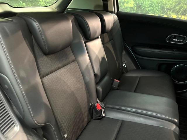 ヴェゼル ハイブリッドＺ・ホンダセンシング　純正ＳＤナビ　バックカメラ　衝突被害軽減システム　レーダークルーズ　禁煙車　レザーシート　ドラレコ　スマートキー　ＬＥＤヘッド　ビルトインＥＴＣ　車線逸脱警報　オートライト　デュアルエアコン（9枚目）