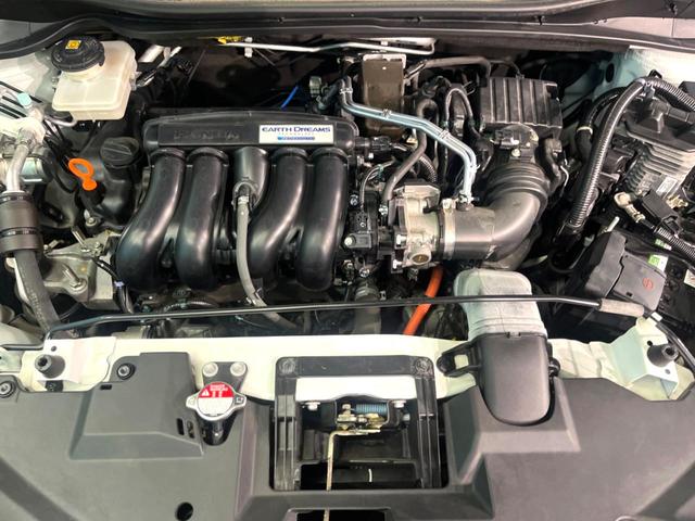 ヴェゼル ハイブリッドＺ・ホンダセンシング　純正ＳＤナビ　バックカメラ　衝突被害軽減システム　レーダークルーズ　禁煙車　レザーシート　ドラレコ　スマートキー　ＬＥＤヘッド　ビルトインＥＴＣ　車線逸脱警報　オートライト　デュアルエアコン（18枚目）